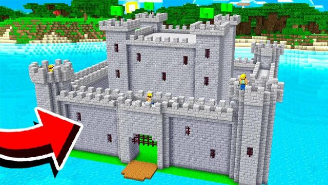 BUILDING A CASTLE In MINECRAFT! (Preparing For War)