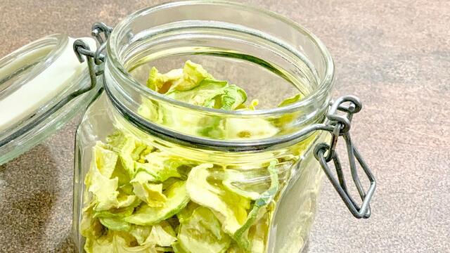 Сушени тиквички за зимата - бързо и лесно