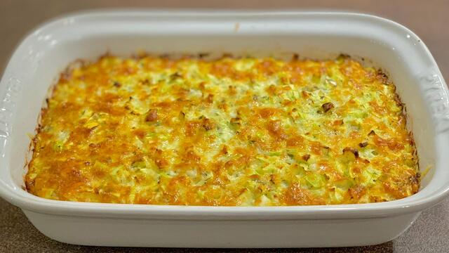 Запеканка с тиквички - лека, лятна, сочна , вкусна, лесна и бърза...
