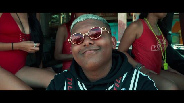 Ed Medina -La Playa 🏖  (official Video)