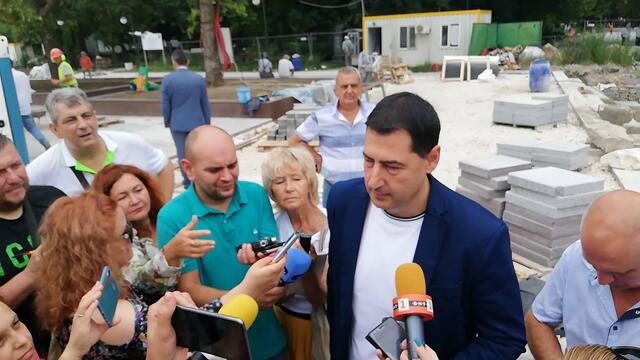 Поставяне капсула на времето в Пловдив