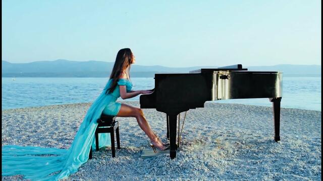 Lola Astanova - Inspirit (Official Music Video)
