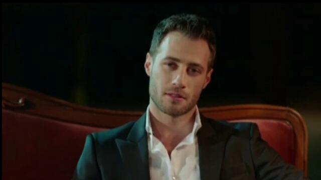 ЖЕСТОКИЯТ ИСТАНБУЛС 3 ЕПИЗОД - Песента в края на епизода!