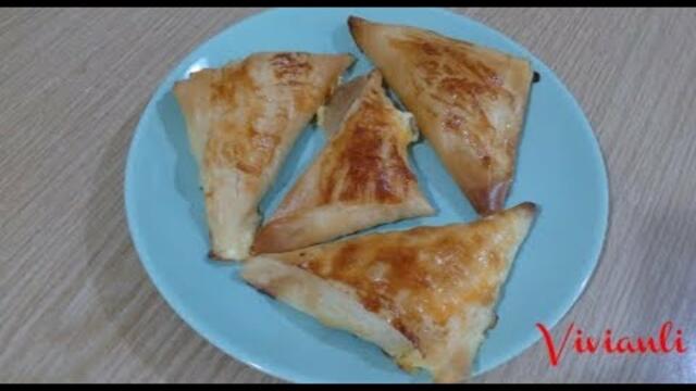 Триъгълни банички