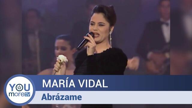 María Vidal - Abrázame