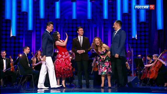 «Человек из дома вышел»