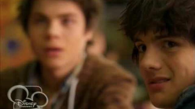 Бавачката ми е вампир / My Babysitter's a Vampire / бг аудио / (2010)