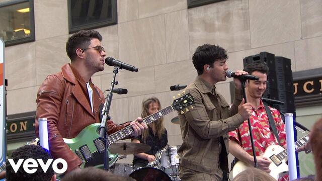 Jonas Brothers - Sucker (Live on The Today Show / 2019)