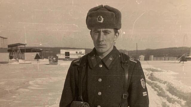 Олег Кошевой и Валерия Сёмина  -    "Серая шинель"