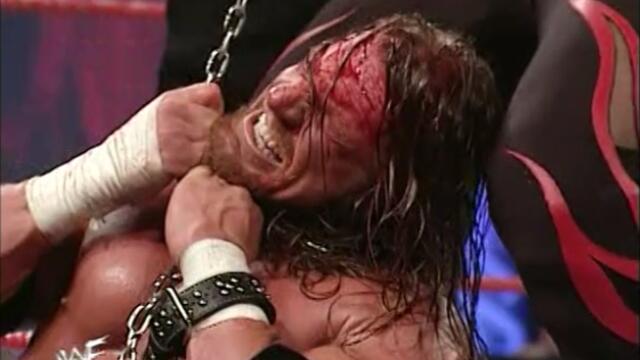 Kane vs Triple H (Chain Match)