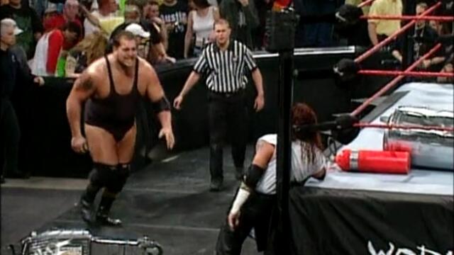 Big Show vs Raven (WWF Hardcore Championship)