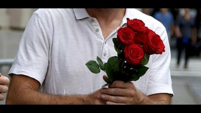 Игорь Костромин  -  ПОД ОКНОМ