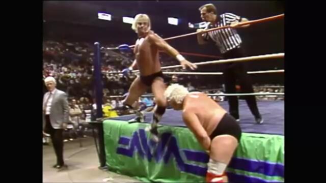 AWA: Barry Windham vs Dusty Rhodes (NWA United States Heavyweight Championship)