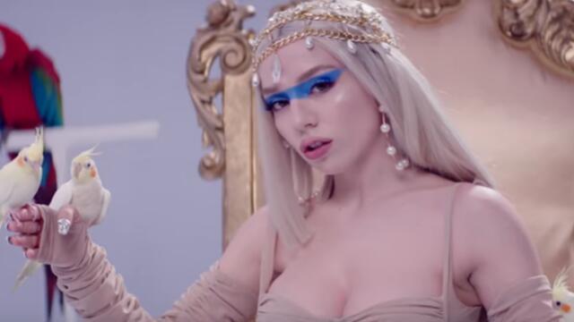 Ava Max - Kings & Queens [Official Music Video]