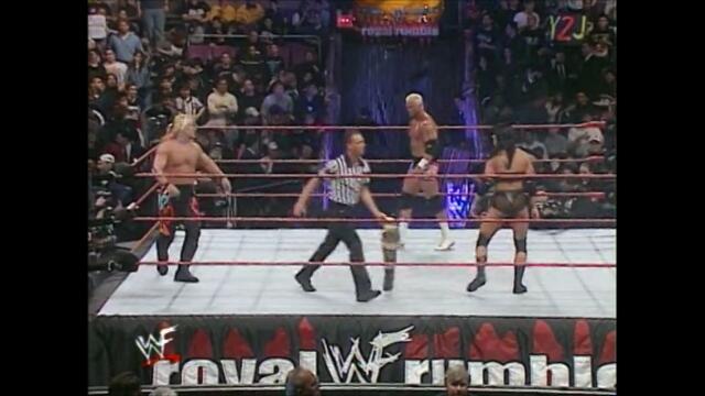 Chris Jericho vs Chyna vs Hardcore Holly (Triple threat match for the Undisputed WWF Intercontinental Championship)