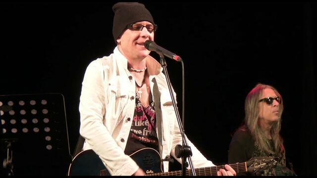 Валерий Палаускас  -  ЗАКОЛДОВАНЫ БЫТЬ ВМЕСТЕ