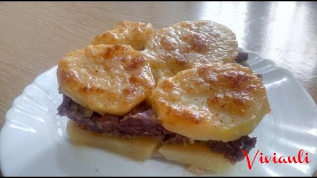 Най - лесната вечеря с картофи и кайма !!