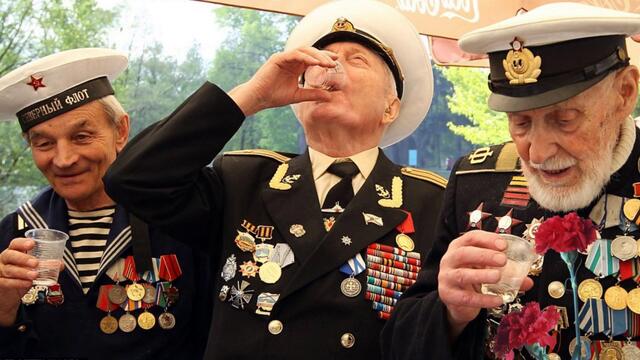 За родных и друзей! С Днем победы над нацизмом во Второй мировой войне! День ПОБЕДЫ!