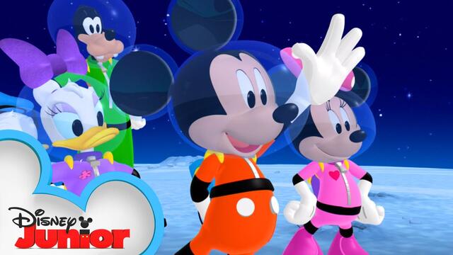 Mickey and Friends Go to the Moon 🌙| Mickey Mornings | Mickey Mouse ...