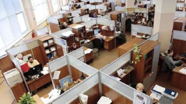 ЗА 1 ДЕН БОРИСОВ РАЗДАДЕ 100 МЛН. ЛВ. И ПОВИШИ С 30% ЗАПЛАТИТЕ НА ДЪРЖАВНИТЕ ЧИНОВНИЦИ - ИДАТ ИЗБОРИ