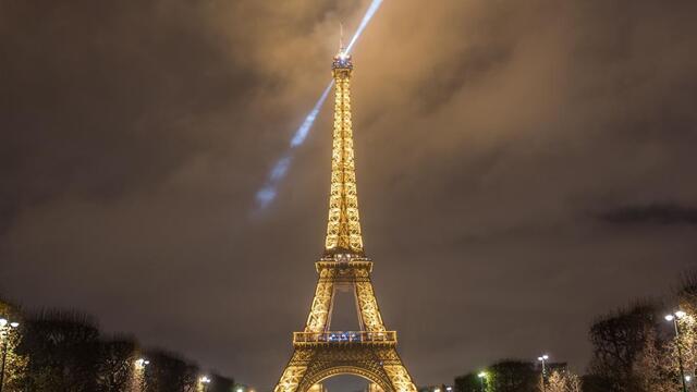 Дойде нов ден ~ Paris Eiffel Tower... ~ ღ ~ ... Night Paris... ~ ღ ~ ...