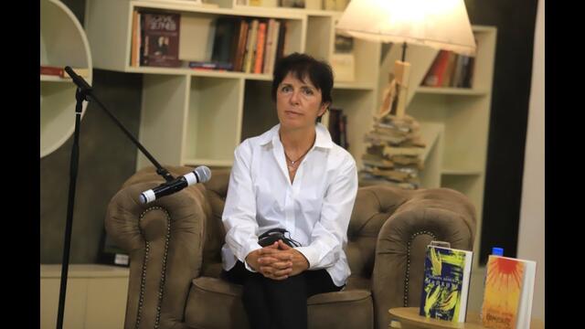 Теодора Димова: Други сили подронват автентичността на гражданската енергия