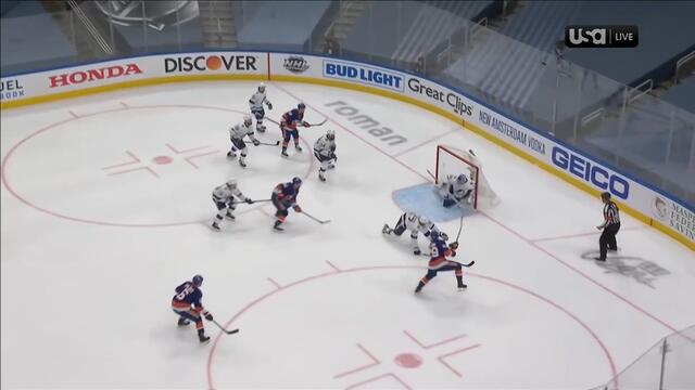 Brock Nelson nets clutch go-ahead goal