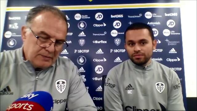 Bielsa на капитанството на Kiko Casilla
