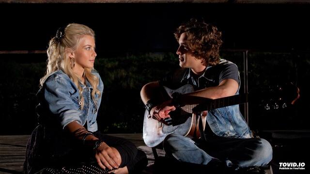 Diego Boneta & Julianne Hough - Waiting For A Girl Like You (Rock of Ages Soundtrack)