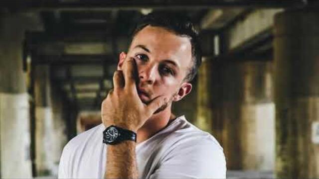 Алексей Дорохов  -  Меня так не ждут