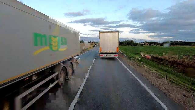 Обгон на трассе | Прибыли домой | VOLVO FH13 ("Багира") на обслуживание