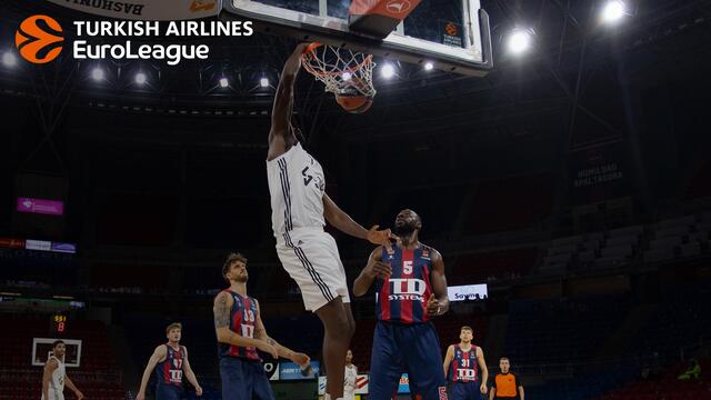 Moustapha Fall dominates at Buesa Arena