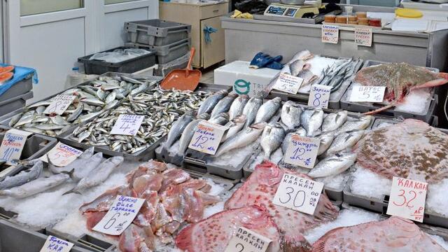 Празници по време на Коронавирус 2020 г. - Преди Никулден БАБХ инспектори проверяват рибните пазари и борсите