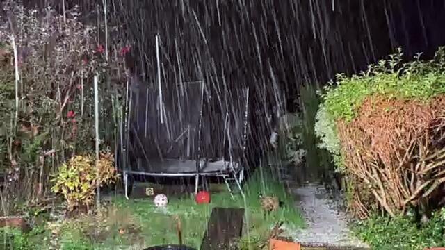 Thunder Snow hits Edinburgh for a second night