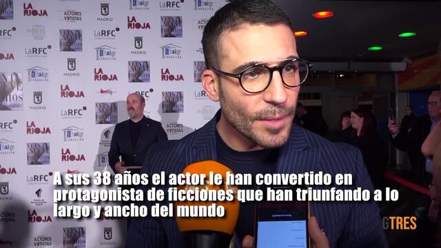 Miguel Ángel Silvestre sorprende con su romance 2.0 (2)