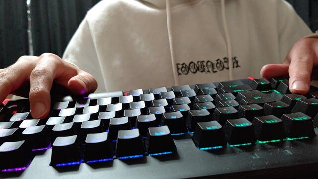 BEDWARS KEYBOARD + MOUSE SOUNDS ASMR (Handcam) (Blockman Go)