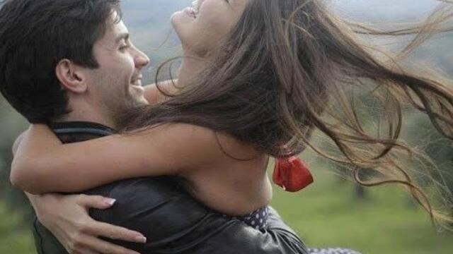 ❤️ Xristos Antoniadis -  Pios bori ❤️ ( Кой може ) ❤️ ( Превод )