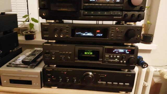 Technics RS BX727 vers AZ7