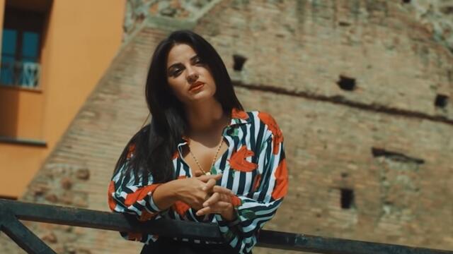 Maite Perroni feat. Mr Rain - Roma Video Oficial