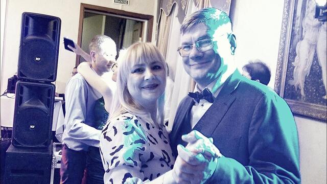 Валерий Палаускас  -  НАС ЗАКРУЖАТ ЛИСТЬЯ ЖЁЛТЫЕ