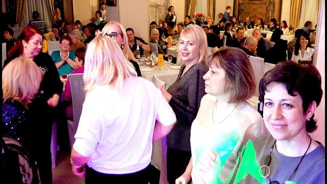 Валерий Палаускас  -  СОБЕРУ БУКЕТ - ПОДАРЮ ТЕБЕ