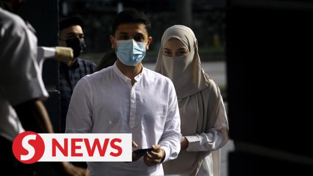 Cops investigating Neelofa for allegedly failing to wear a face mask in court