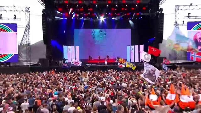 Sigrid - Strangers (Live)