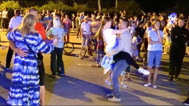 Валерий Палаускас   -   В ЭТОМ ВАЛЬСЕ - Я ТЕБЯ ЗАМЕТИЛ