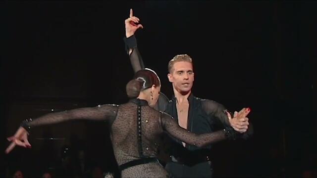 Андрей Романов   -   КТО ТЕБЯ ПРИДУМАЛ