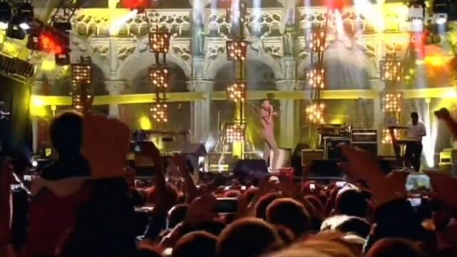 Stromae - Alors on danse (Live)