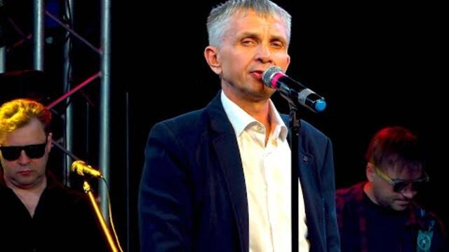 Андрей Антонов - "Старый домик"