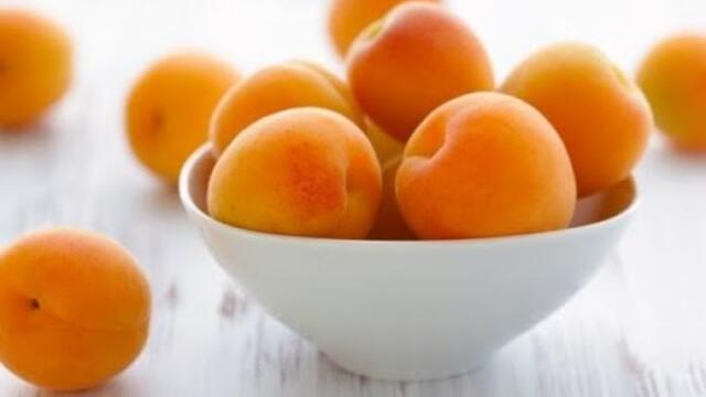 Къде са кайсиите? Dum Dum Full Song Снимки по гласовете