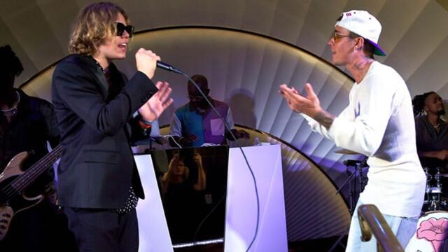 The Kid LAROI and Justin Bieber’s ‘Stay’ Spends Second Week at No. 1 on the Hot 100 | Billboard News