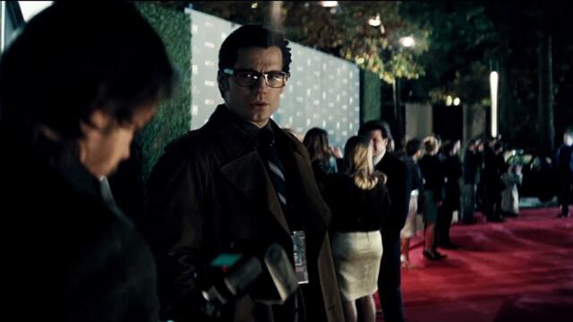 Batman v. Superman: Dawn of Justice - Official Trailer 2 [HD]